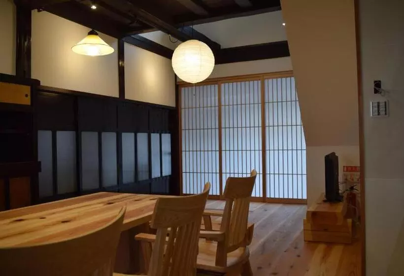 Majatalo Gokayama Base