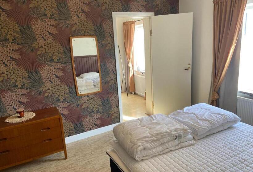 Elisabets Vandrarhem Hemse