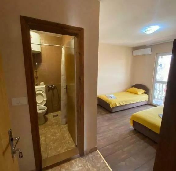 پانسیون Apartments And Rooms Grande Casa