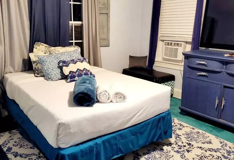 Majatalo Room In Guest Room   Yellow Rm Dover  Del State, Bayhealth  Dov Base