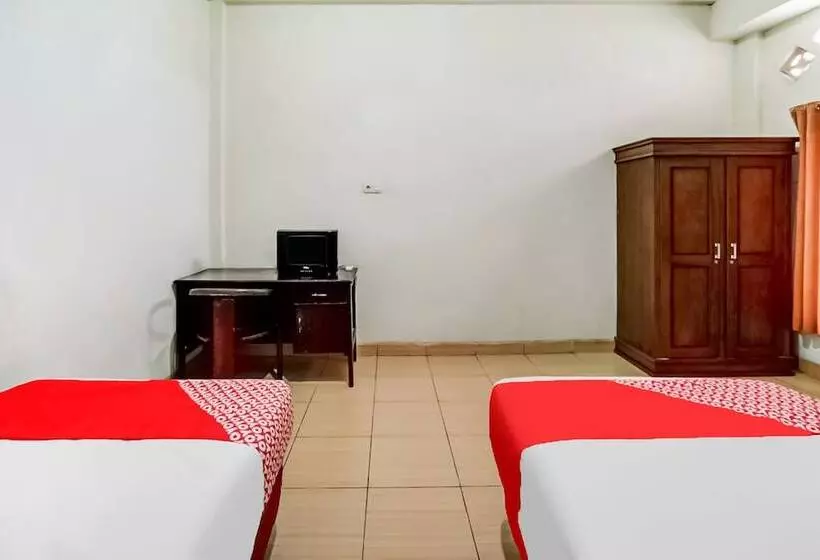 هتل Oyo 91160 Wisma Srijaya Syariah