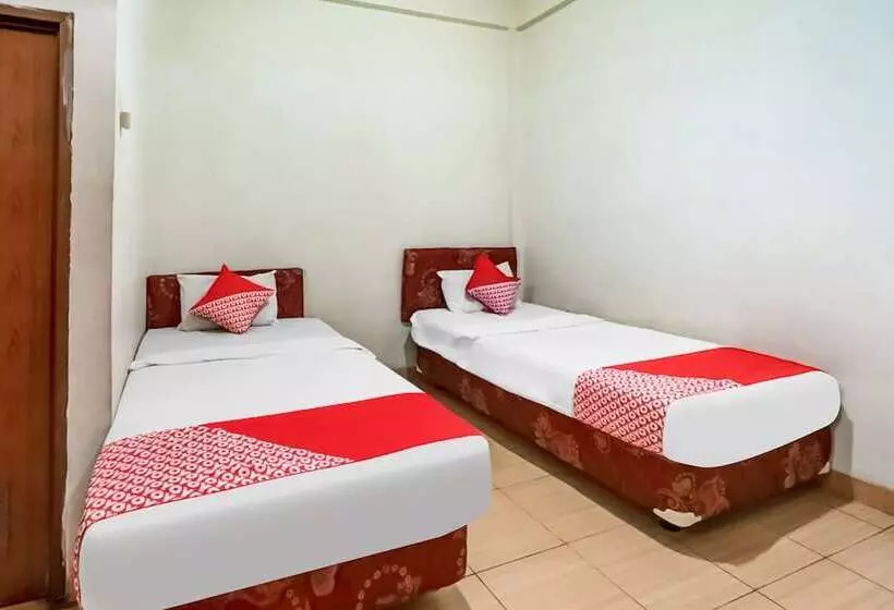 هتل Oyo 91160 Wisma Srijaya Syariah