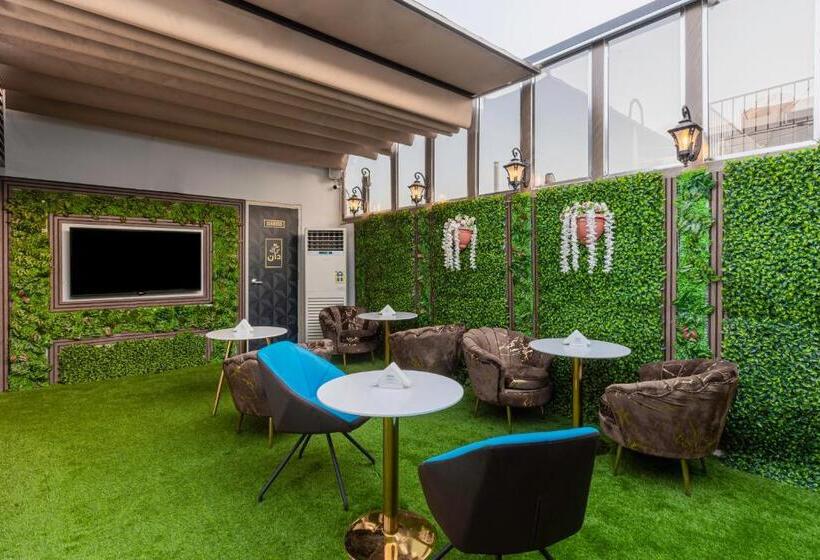 تختخواب و صبحانه فندق دان لاونج