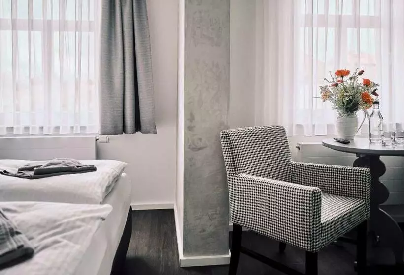 Hotelli Zieglers Restaurant & Pension