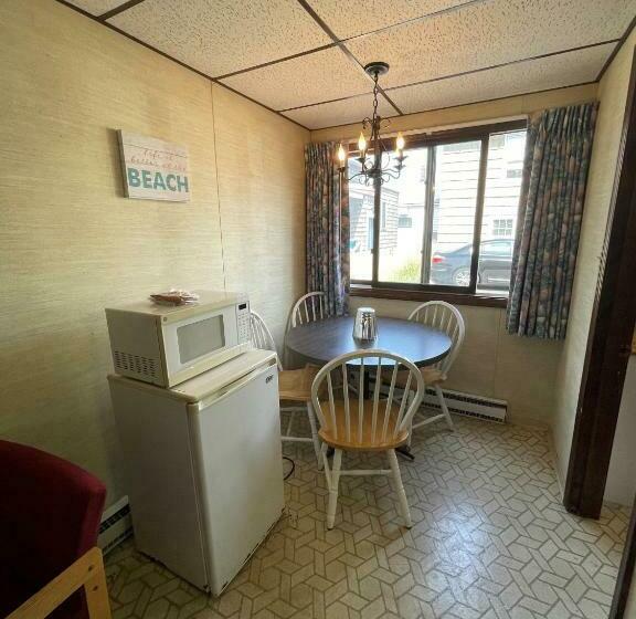 Carolina On The Beach Motel