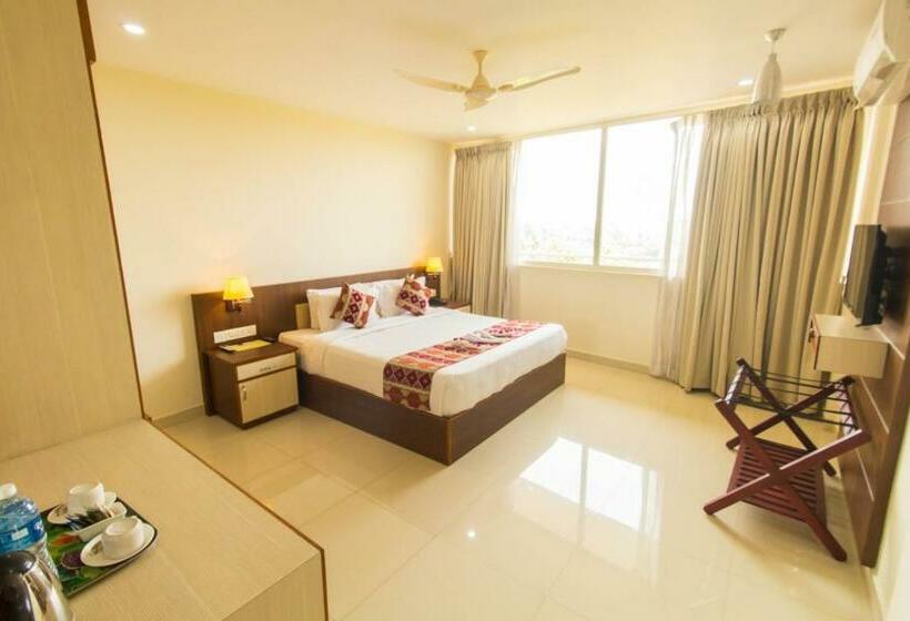 בית מלון כפרי Miracle Residency