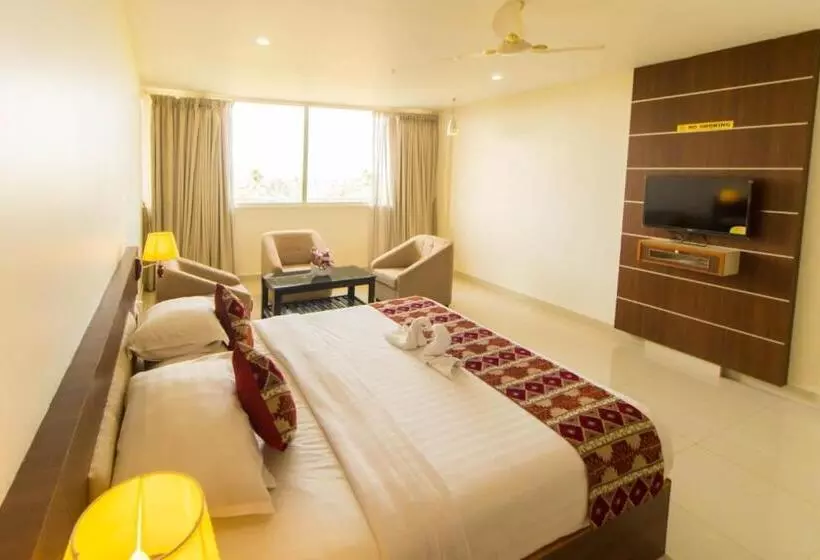 Hotelli Miracle Residency