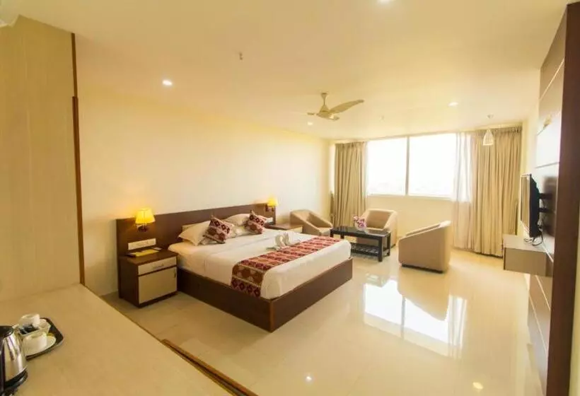 Hotelli Miracle Residency