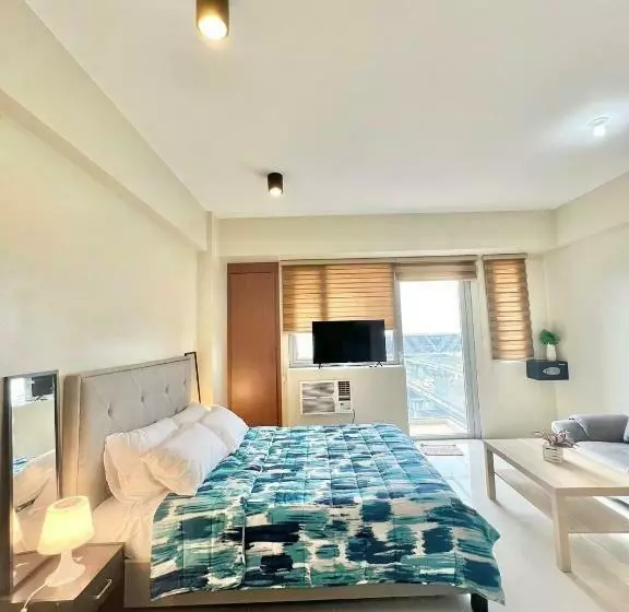 Luxury Hotel Type Condo Near Naia Manila Airport