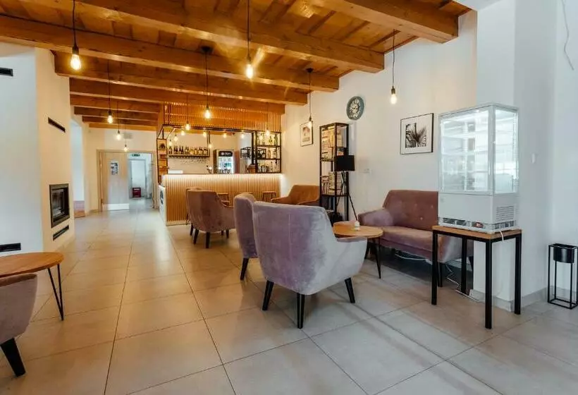 Majatalo Orava Village