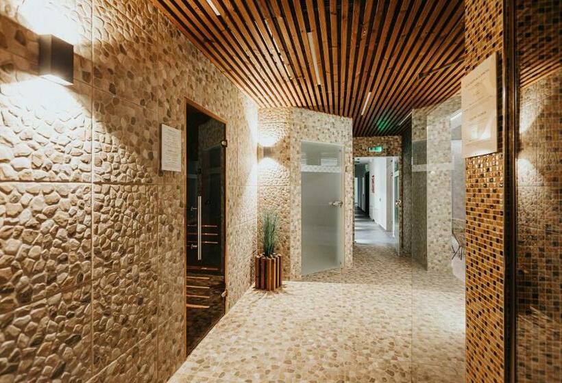 ペンション Orava Village