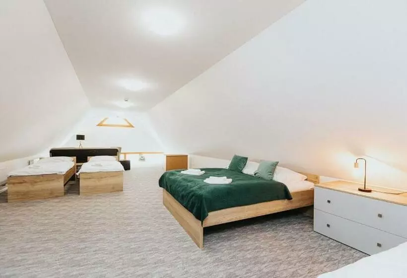 Majatalo Orava Village