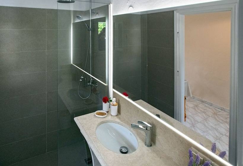 Damaskis Kassiopi Studios