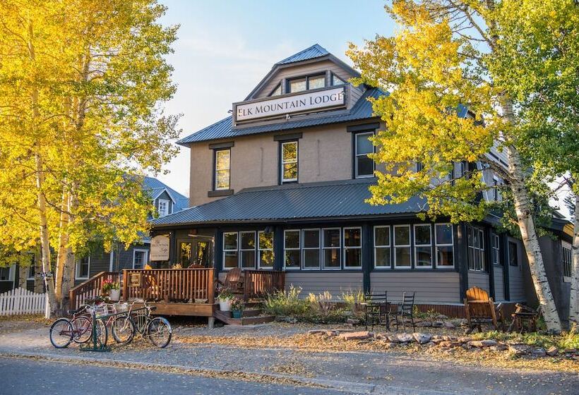 Elk Mountain Lodge