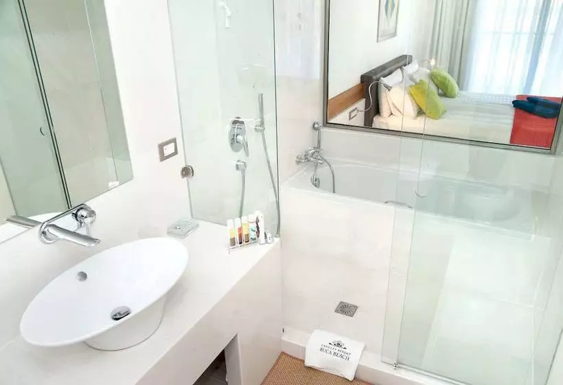 Отель Buca Beach Resort