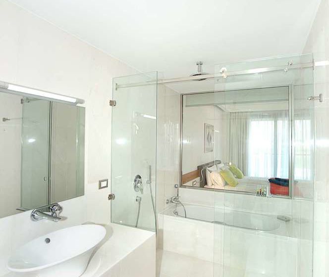 فندق Buca Beach Resort