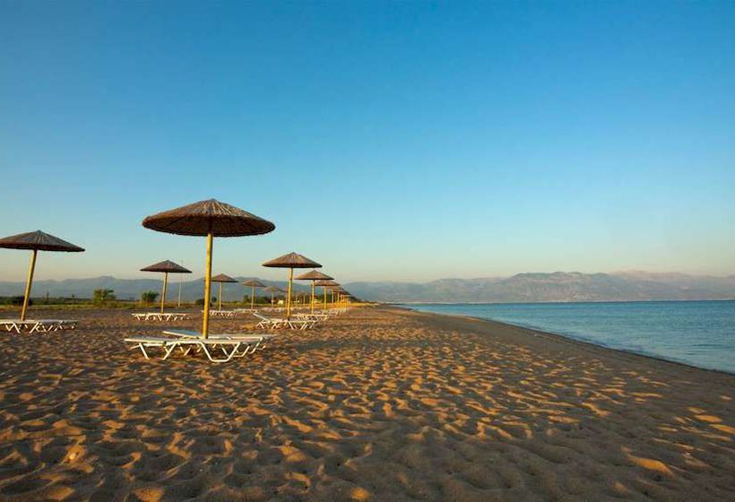 فندق Buca Beach Resort