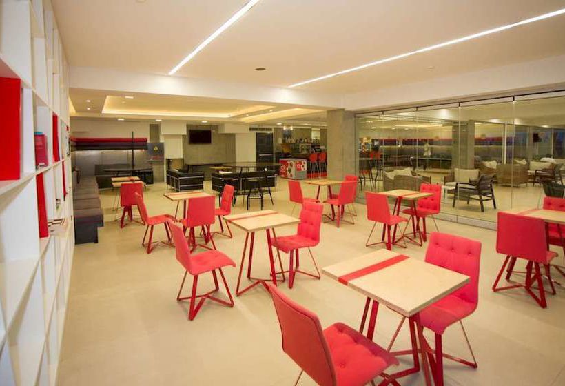 فندق Buca Beach Resort