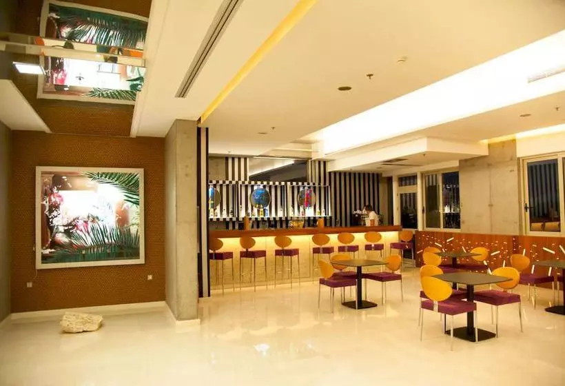 Отель Buca Beach Resort