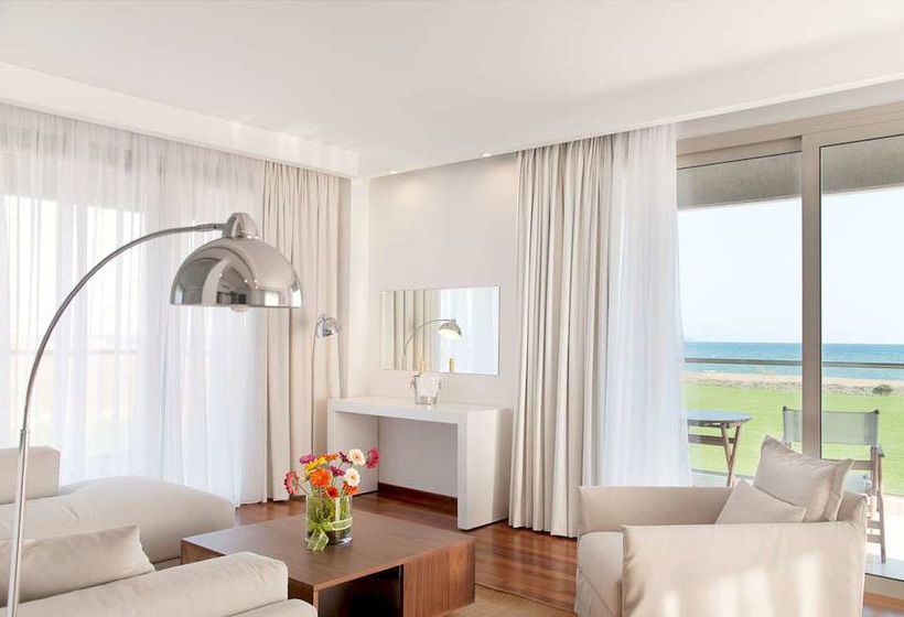 فندق Buca Beach Resort