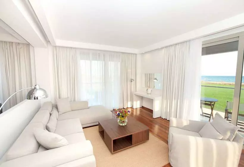 Отель Buca Beach Resort