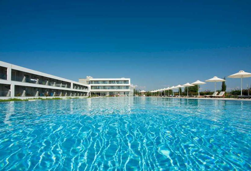 فندق Buca Beach Resort