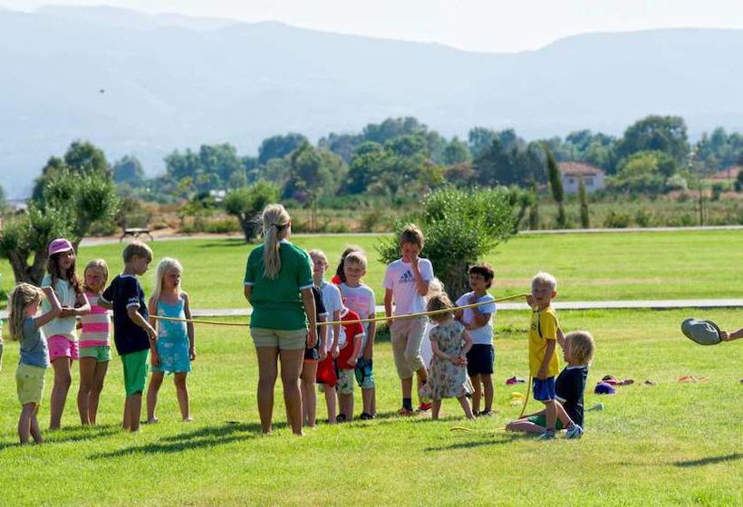 فندق Buca Beach Resort