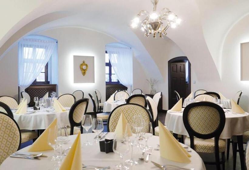 ホテル Chateau Appony