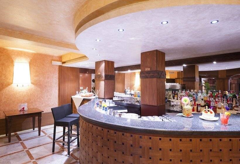 酒店 La Perla Del Golfo