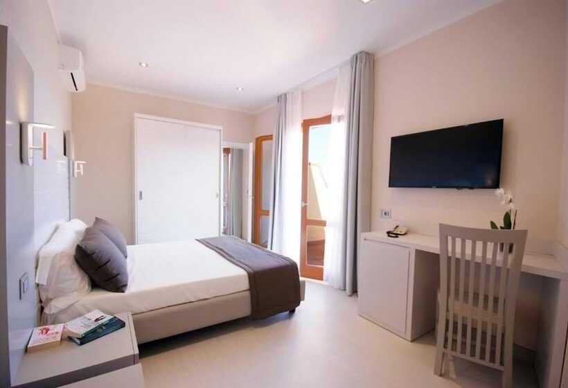 酒店 La Perla Del Golfo