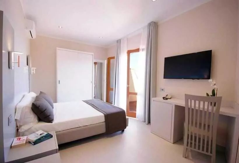 酒店 La Perla Del Golfo