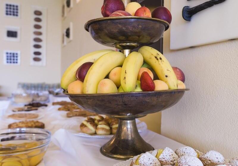 酒店 La Perla Del Golfo