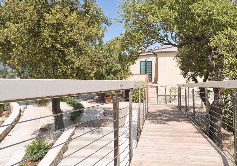 酒店 La Perla Del Golfo