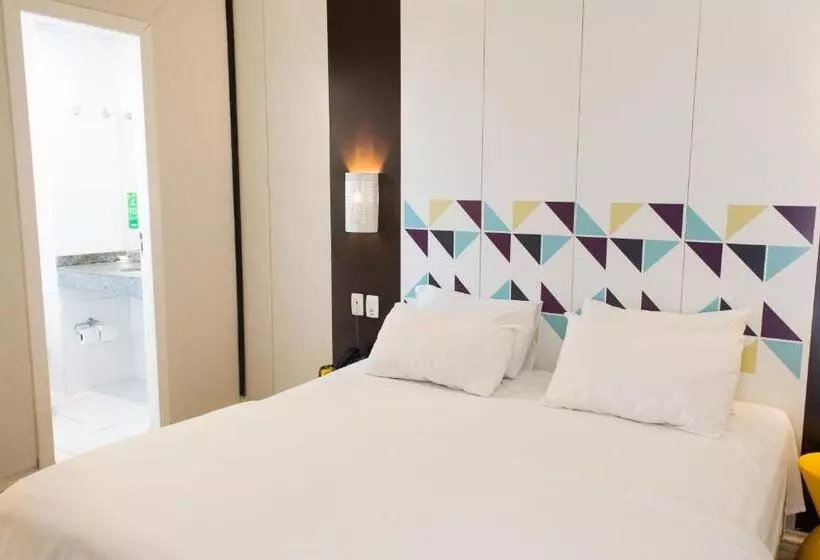 هتل Master Express Moinhos De Vento