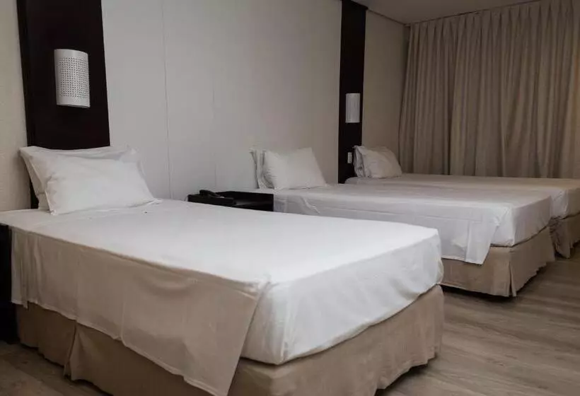 هتل Master Express Moinhos De Vento