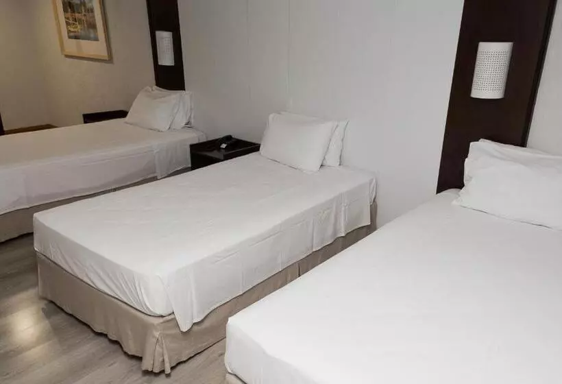 هتل Master Express Moinhos De Vento