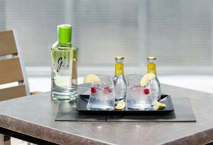 هتل Neomagna Madrid