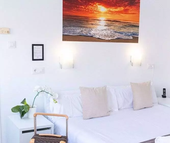 هتل Neomagna Madrid