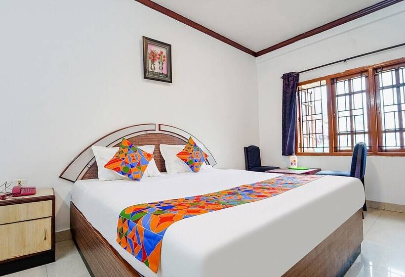 Отель Orchid Inn