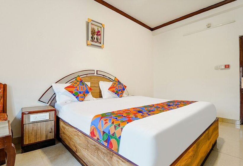 Отель Orchid Inn