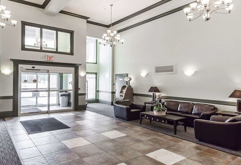 Velora Hinton, Ascend Hotel Collection