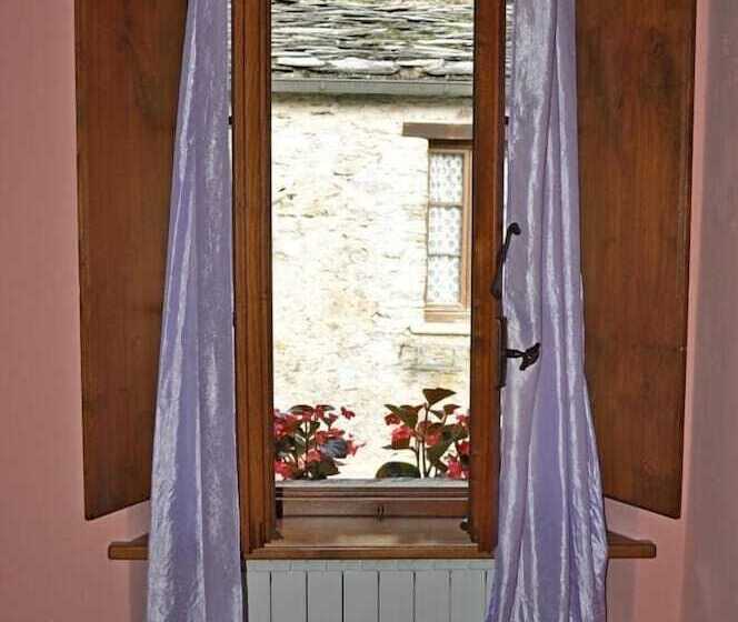 בית מלון כפרי Borgo Isola Santa