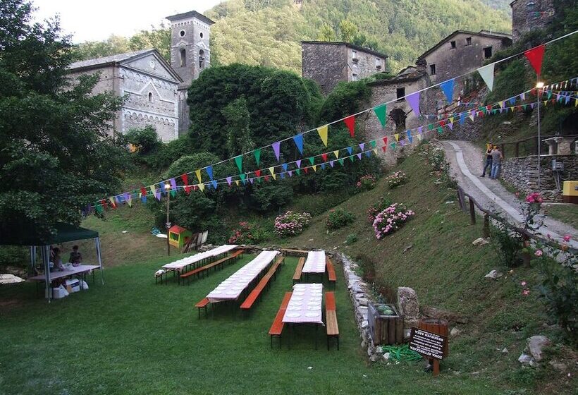 בית מלון כפרי Borgo Isola Santa