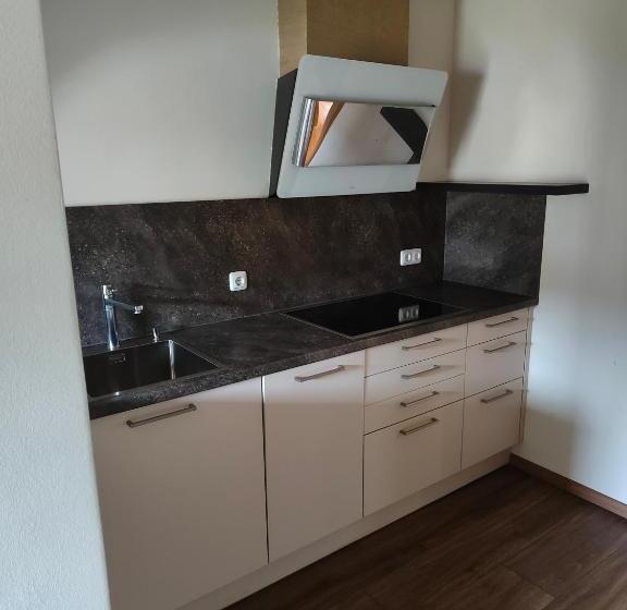 田舎風ホテル Goldene Rose