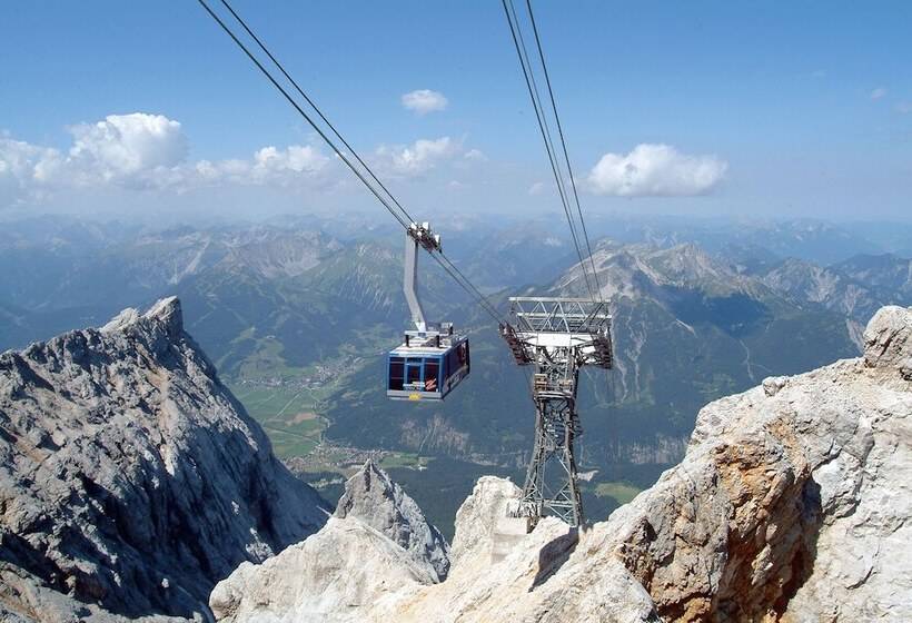 田舎風ホテル Goldene Rose