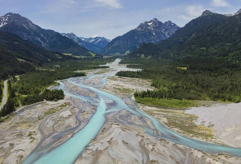 田舎風ホテル Goldene Rose
