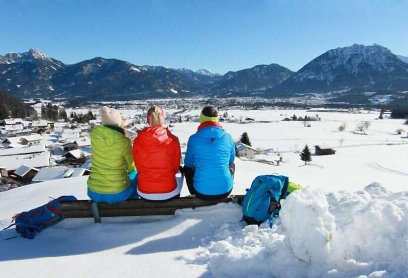 田舎風ホテル Goldene Rose