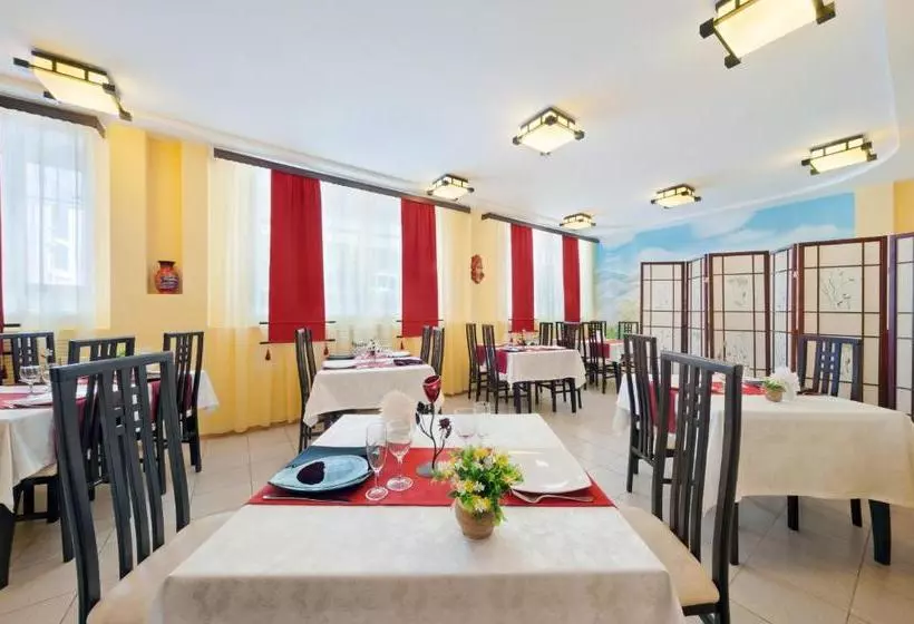 בית מלון כפרי Tibet