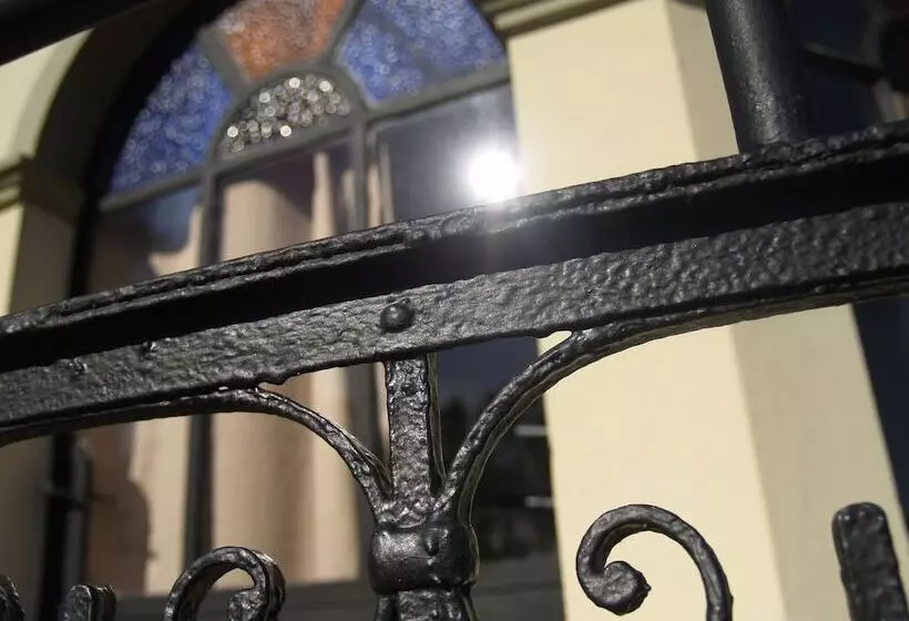 Отель Una Noche Más