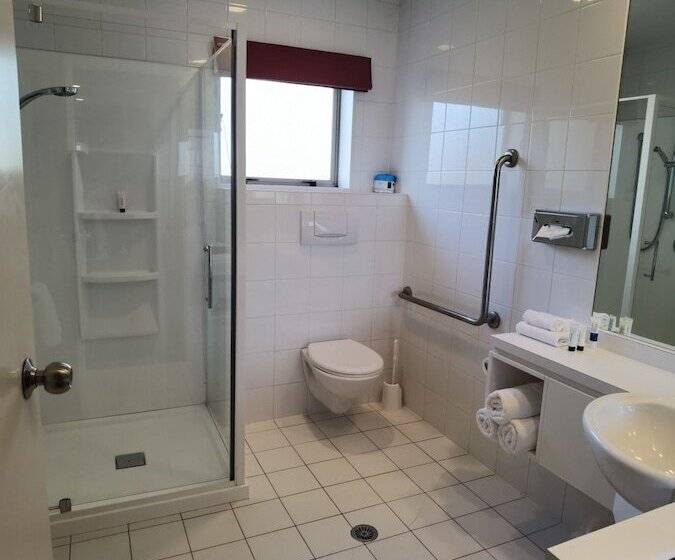 Мотель Cornwall Motor Lodge